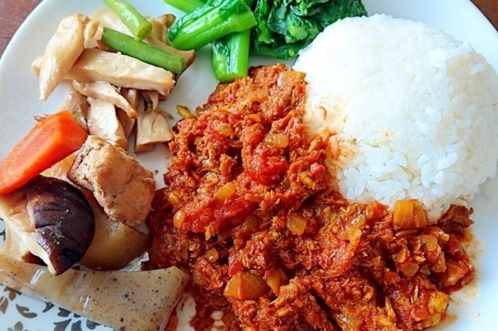 【超万能】鯖の水煮缶のおいしい食べ方3選!鯖缶の魅力や選び方も解説